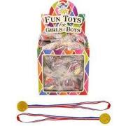 120 Stuks - Winnaar Medaille aan Koord - In Traktatiebox - Uitdeelcade...