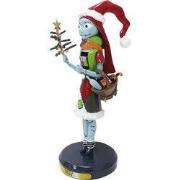 6 inch Resin Nightmare Before Christmas Sally Nutcracker 9x8,255x18 cm...
