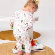 Rupsje Nooitgenoeg, 2022 boxpakje onesie roze, 62/68